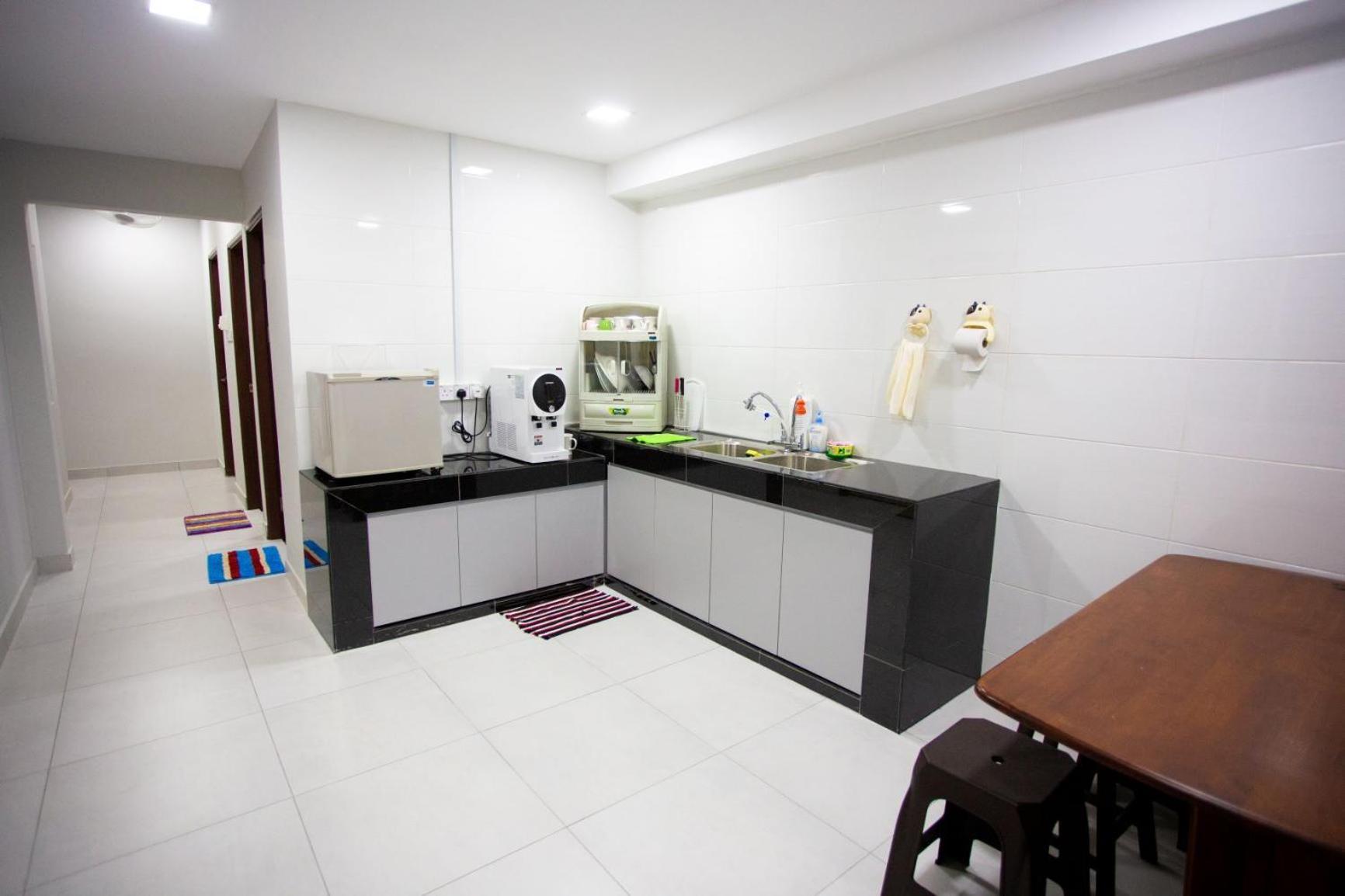 Hom2Rex Kuching Homestay Taman Timberland Eksteriør bilde